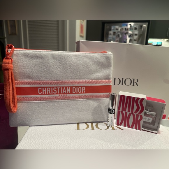 Red Dior Beauty bundle - Picture 10 of 10